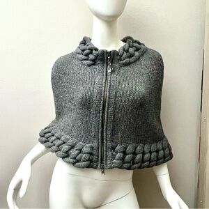ROBERTA SCARPA Grey 100% Wool Knitted Poncho Made in ITALY Size M fits S-M